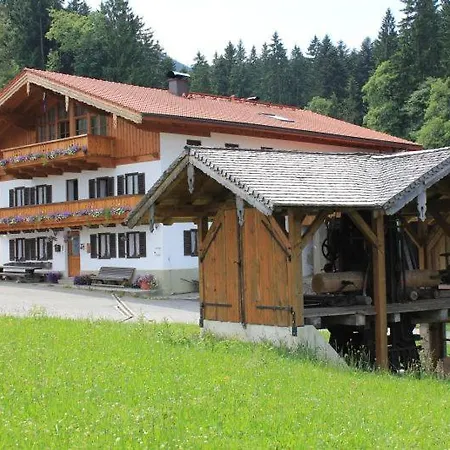 Haus Strehhuber * Neukirchen am Teisenberg